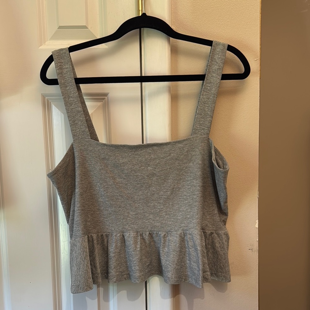 Beyond Yoga Gray Ruffle Hem Pajama Top